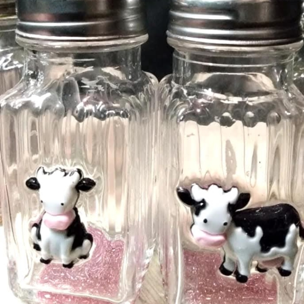 Cow Salt and Pepper Shakers